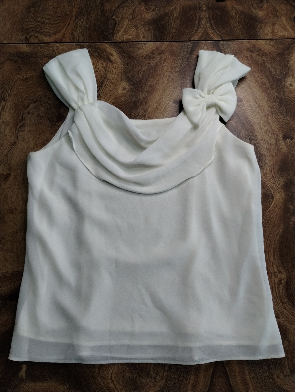 Elegant Ivory Sleeveless Knot-Shoulder Top (8) S